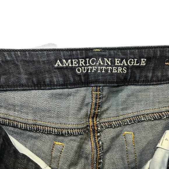 American Eagle Artist Crop Stretch Denim Cut Offs Womens Size 4 Distressed - Picture 4 of 5
